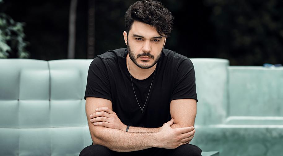 İlyas Yalçıntaş konser sahne performansı